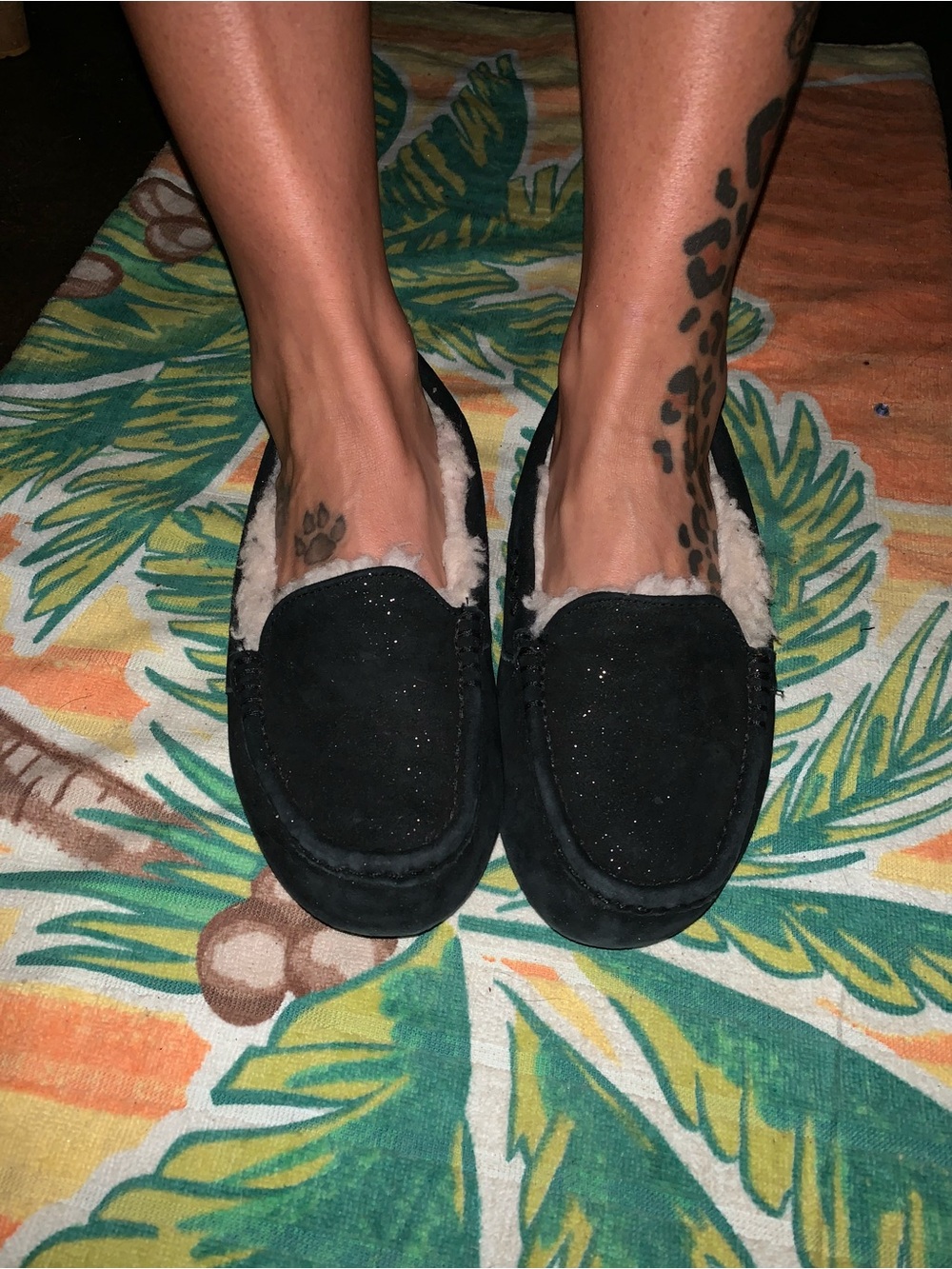 🐑UGG Ansley Milky Way Black & sparkly Sheepskin Shoes
